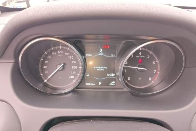 Used Land Rover Discovery Sport 2018 240 PS SE Version Instrument Cluster