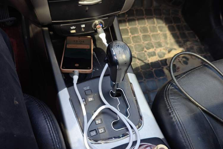 Used SsangYong Korando 2011 2.0T Diesel Two-Wheel Drive Automatic Luxury Navigation Edition