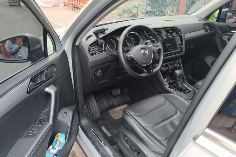 Used Volkswagen Tiguan L 2017 330TSI Automatic Two-Wheel Drive Flagship Edition Driver Seat