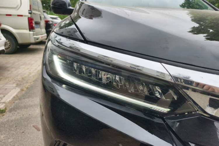 Used Honda Breeze 2021 Rui Hybrid 2.0L 2WD Rui Luxury Edition
