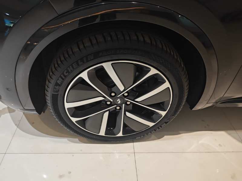 Used Li Auto L9 2023 Pro Model — 22