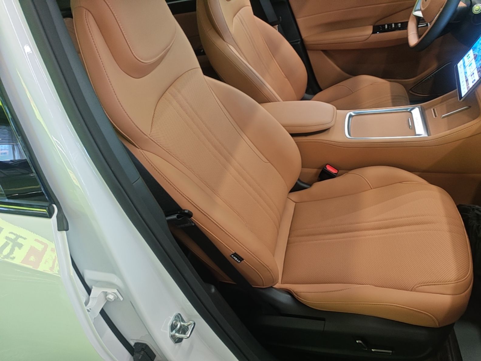 Geely Galaxy L7 2025 EM-i 115km Exploration Edition — снимка 19