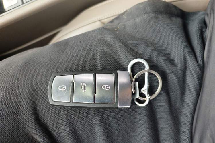 Used Volkswagen Magotan 2012 1.8TSI Prestige Model Vehicle Key