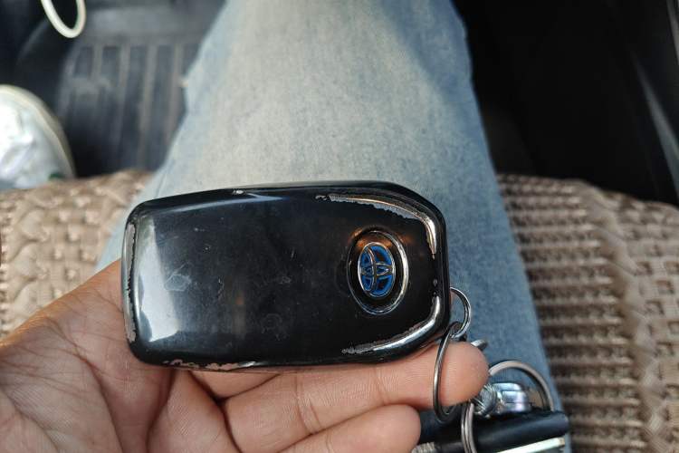 Used Toyota Corolla 2017 Revised Dual-Engine 1.8L E-CVT Elite Edition
