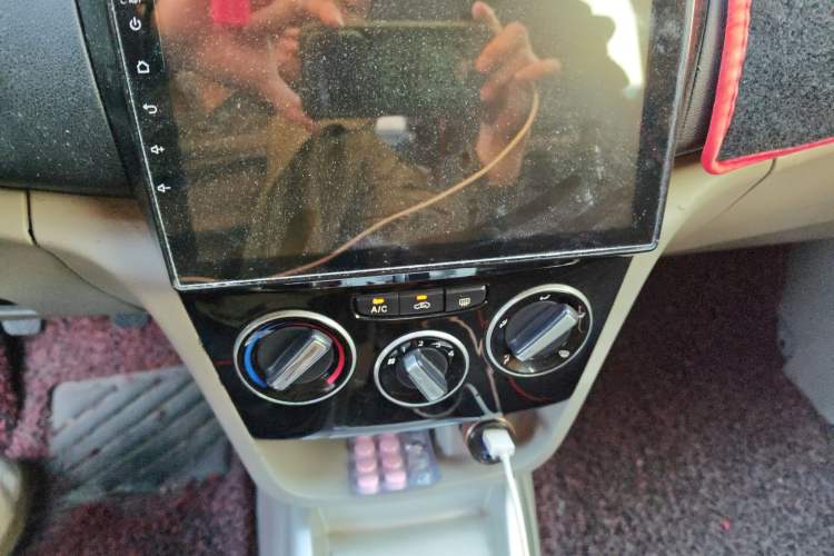 Used Changan Alsvin V3 2015 1.4L Manual Meiman Model China IV Standard