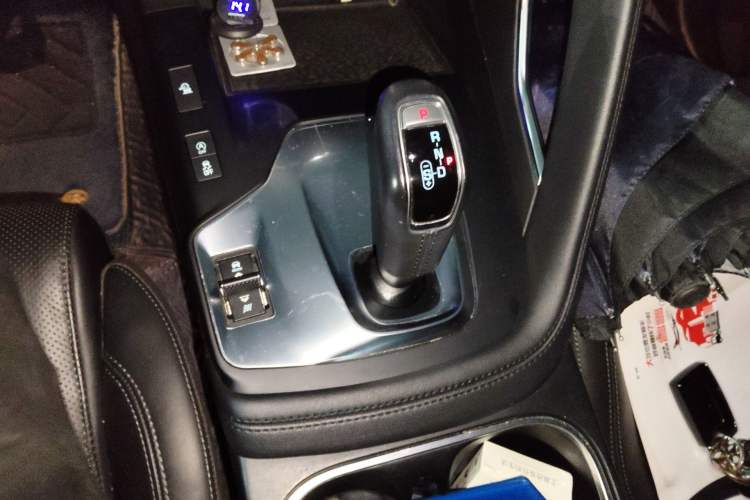 Used Jaguar E-PACE 2018 P250 HSE China V Standard Gear Lever