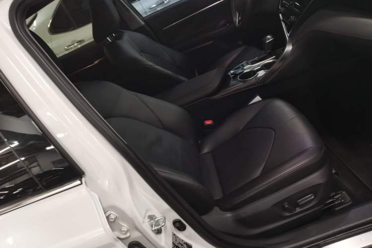 Used Toyota Camry 2021 Dual-Motor 2.5HG Luxury Edition Right Front Seat