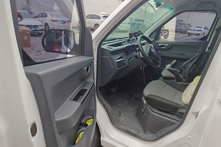 Used Farizon Xingxiang V 2022 Star Enjoy V5E Short Wheelbase Guoxuan 38.7 kWh Driver Seat