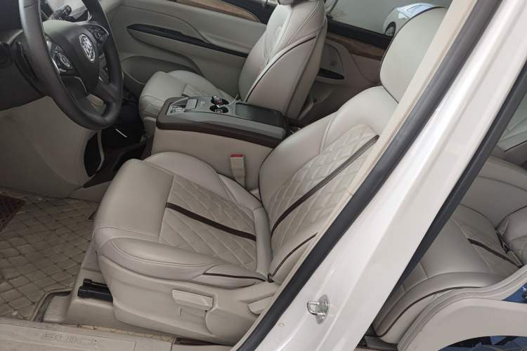 Used Buick GL8 2018 ES 28T Comfort Model China VI Standard
