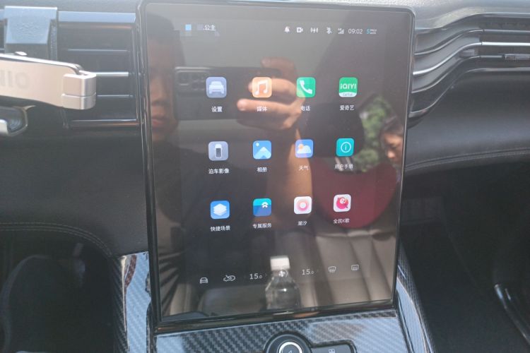 Used Nio ES8 2018 355 km Base Version 7-Seater Edition Audio And AC Panel