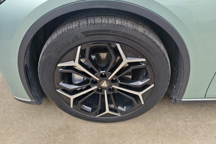 Used Deepal SL03 2023 200Max Range-Extended Version Exterior 4