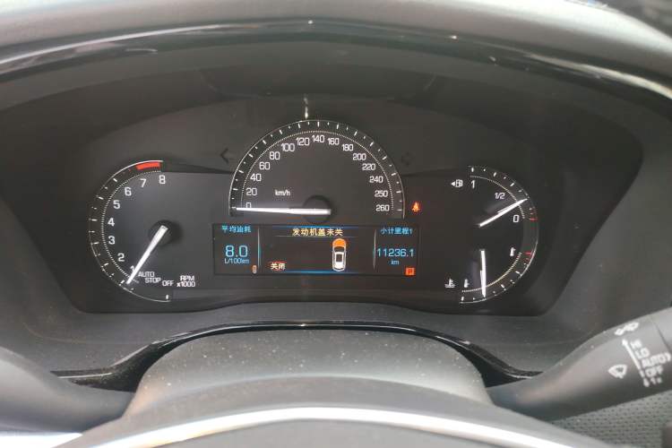 Used Cadillac XT5 2017 Anniversary Edition 25T Luxury Model