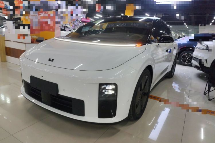 Used Li Auto i6 2025 Model Two-Wheel-Drive Standard Type