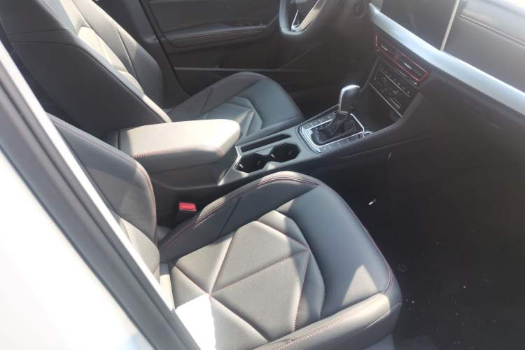 Used Volkswagen Lavida 2024 300TSI DSG Starry Sky Leading Edition Right Front Seat