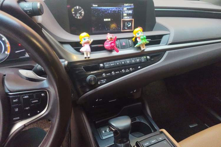 Used Lexus ES 2020 200 Excellence Edition