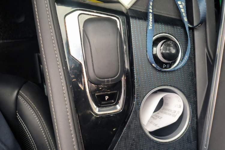 Used Zeekr 001 2023 YOU Edition 100 kWh Gear Lever