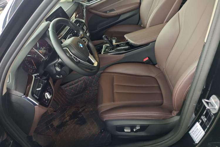 Used BMW 5 Series 2019 525Li Luxury Package
