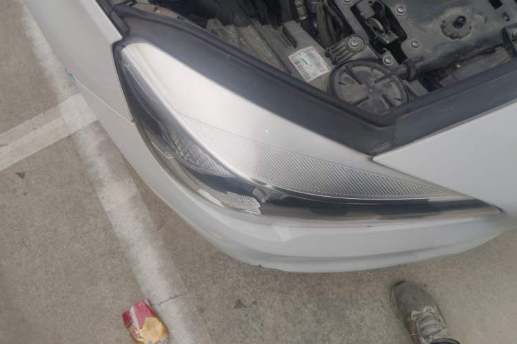 Used BMW 2 Series Gran Tourer 2015 218i Leading Model Right Front Headlight