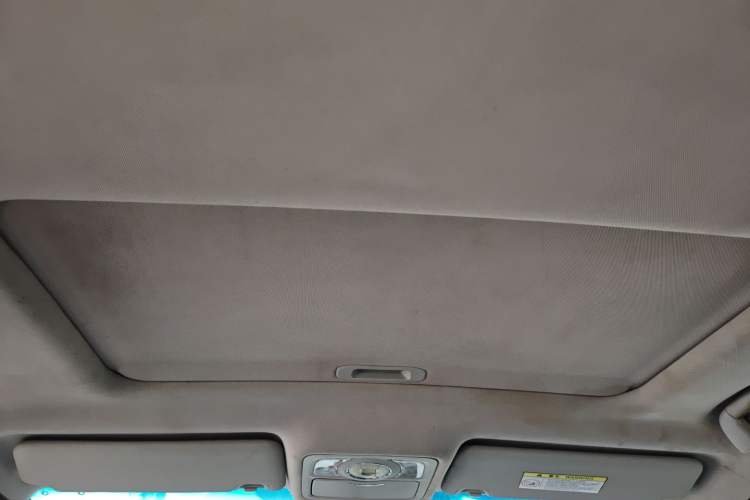 Used CHANGAN Raeton 2014 1.8T Automatic Prestige Anniversary Edition China IV Standard Headliner