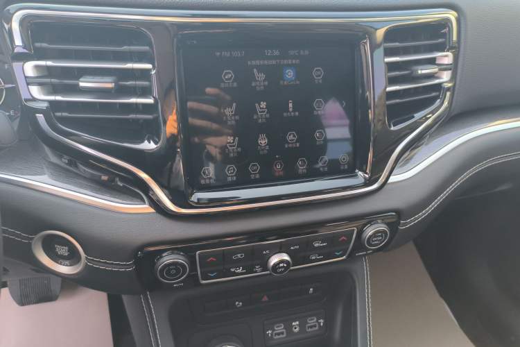 Used Jeep Commander PHEV 2020 2.0T Plug-in Hybrid Premium Edition