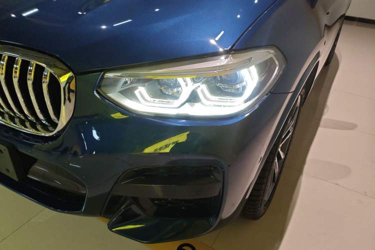 Used BMW X3 2020 xDrive30i Luxury Model with M Sport Package Left Front Headlight