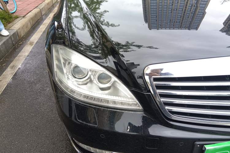 Used Mercedes-Benz S-Class 2011 S 350 L CGI Right Front Headlight