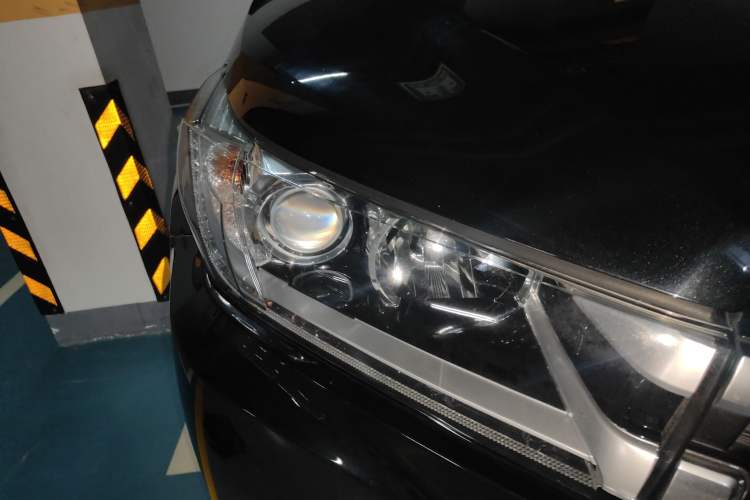 Used Toyota Highlander 2018 2.0T Four-Wheel Drive Prestige Version 7 Seats China V Emission Standard