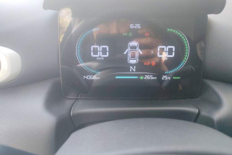 Used Leapmotor T03 2025 310 Comfort Edition Odometer Close Up