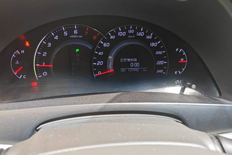 Used Toyota Camry 2011 200G Classic Anniversary Edition Odometer Close Up