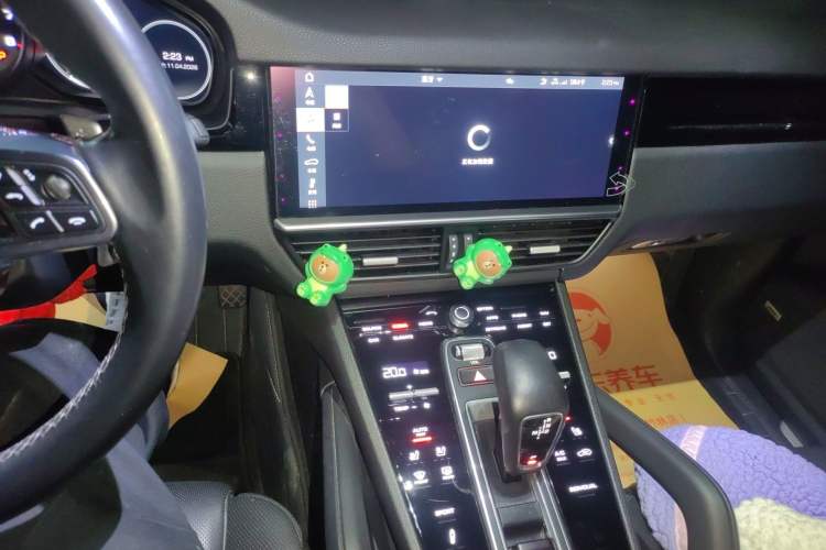 Used Porsche Cayenne 2019 Cayenne 3.0T Audio And AC Panel