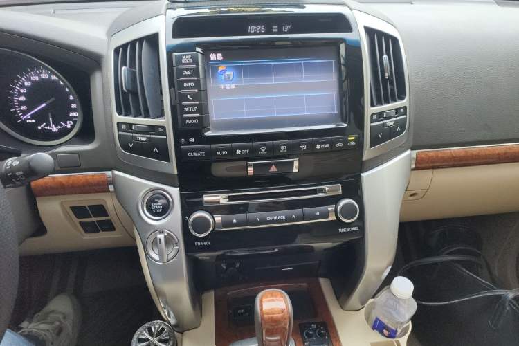 Used Toyota Land Cruiser 2012 4.6L Automatic VX-R