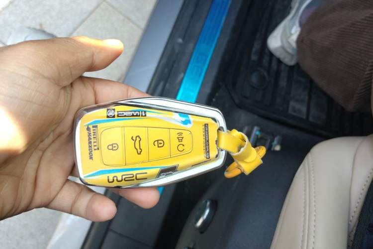 Used Geely Auto Monjaro L 2025 Dongfang Yao 2.0TD Automatic Lanxing Edition
