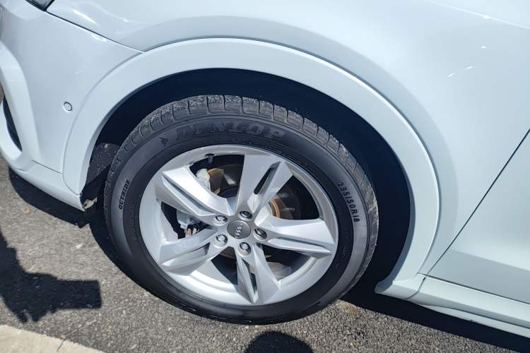 Used Audi Q3 2016 35 TFSI quattro all-wheel-drive style model
