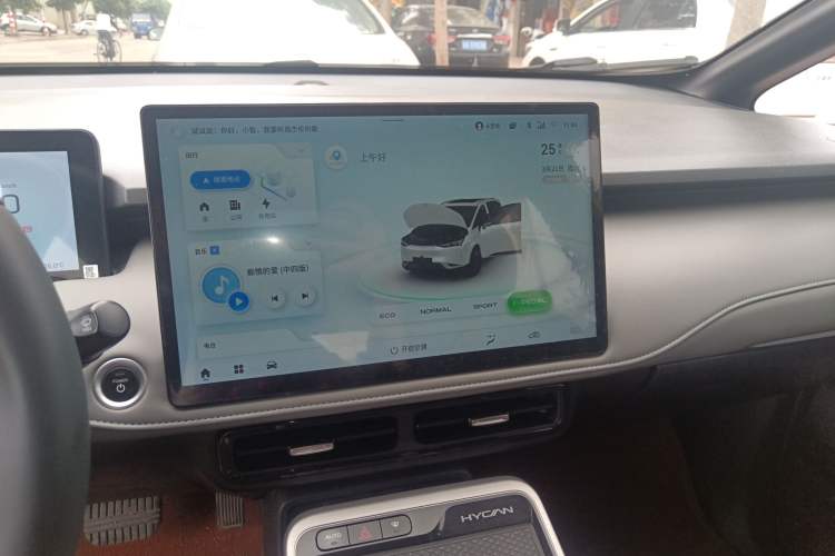 Used Hycan Z03 2021 Trendy Play Edition Audio And AC Panel