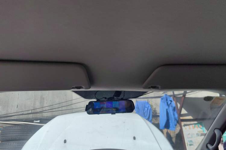 Used Ford Transit 2017 2.0T Gasoline Automatic Multi-Function Commercial Vehicle Mid-Drive Mid-Roof China V-standard
