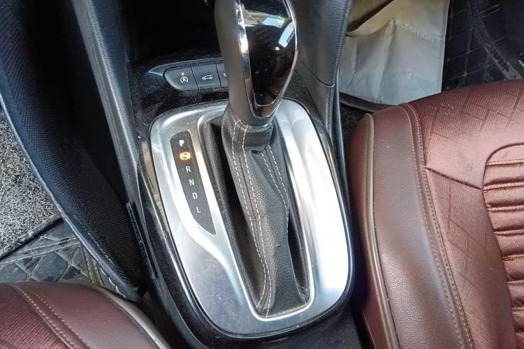 Used Buick Excelle 2020 15N CVT Elite Edition Gear Lever