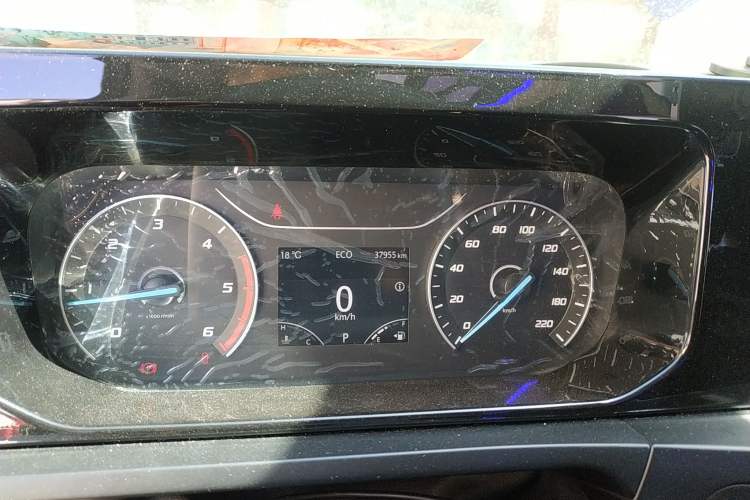 Used Ford Transit 2023 2.0T Diesel Automatic Multi-Purpose Commercial Vehicle Mid-Frame Mid-Roof 5/6 Seats
