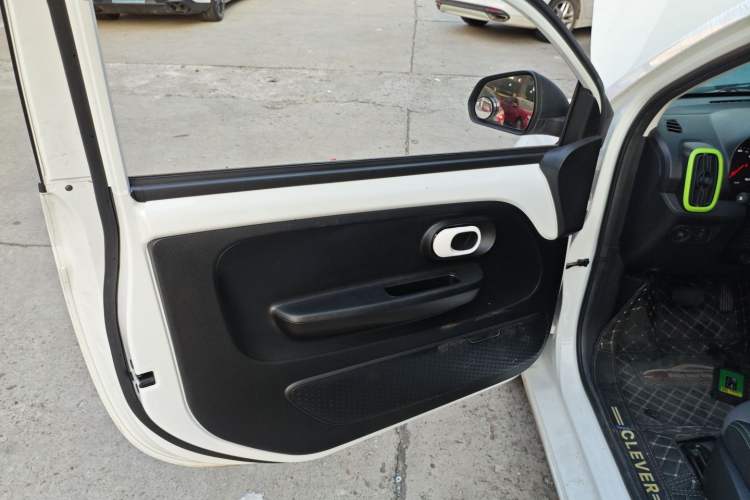 Used Roewe Clever 2021 302km Excellence Edition
