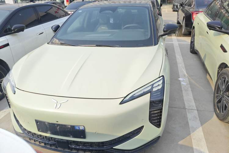 Used Hongqi EH7 2024 690 Pro
