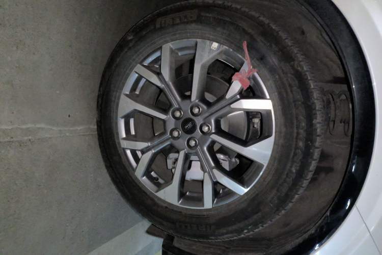 Used Ford Edge 2023 Ford Explorer L 2.0T EcoBoost Four-Wheel Drive 7-Seater Supreme Model
