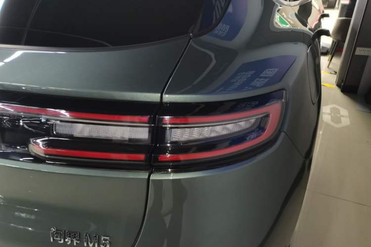 Used Hima AITO M5 2022 Extended-Range Four-Wheel Drive Performance Version Exterior 3