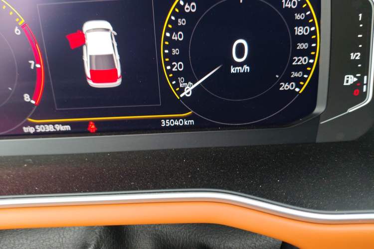 Used Volkswagen Bora 2023 200TSI DSG YueXing PRO Edition Odometer Close Up