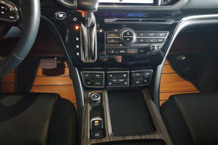 Used GAC Trumpchi M8 2020 Flagship Model 390T Deluxe Edition
