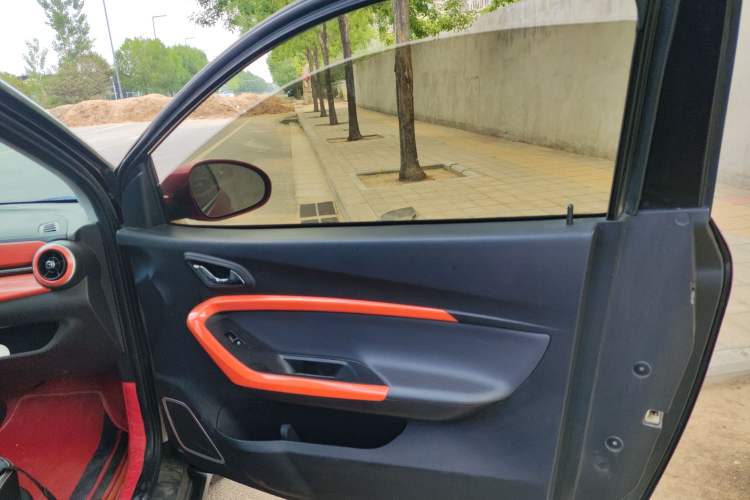 Used Chery New Energy Little Ant 2021 200 000-Yuan Ant Fan Edition Talent Version NMC Battery 301 km