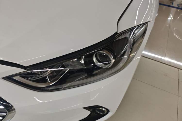 Used Hyundai Elantra (6th Generation / Lingdong) 2018 1.4T Dual-Clutch Xuan Dong · Dynamic Edition Left Front Headlight