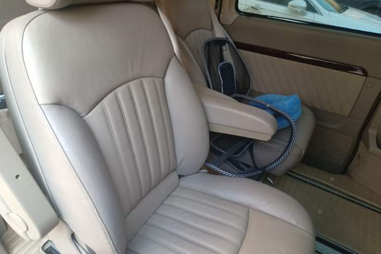 Used Mercedes-Benz Viano 2015 3.0L Partner Edition