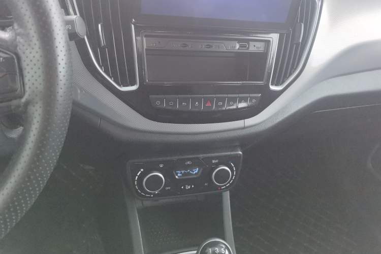 Used FAW Senya R7 2016 1.6L Manual Smart Version
