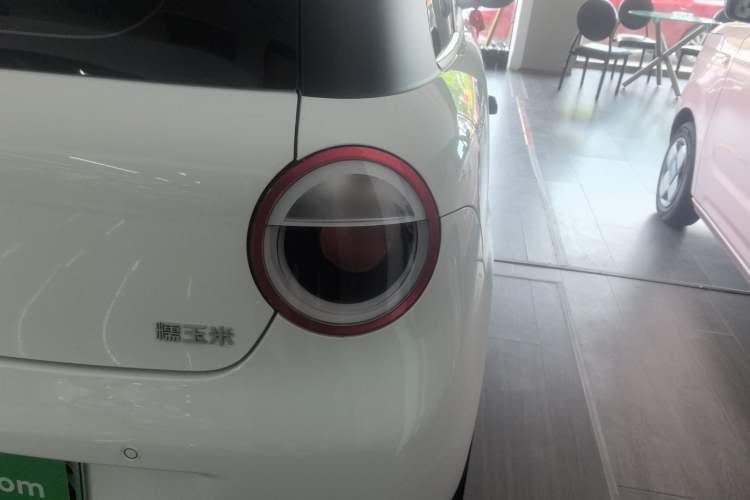 Used CHANGAN NEVO Lumin 2023 205km Xiangqin Version Right Rear Taillight