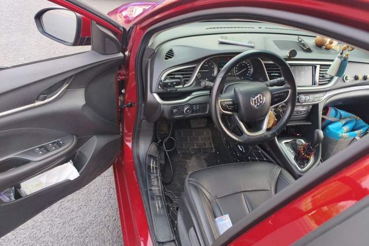 Used Buick GT 2019 18T Automatic Connected Elite Model China VI Standard Driver Seat