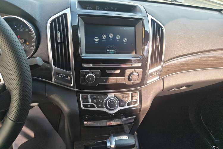 Used Haval H9 2016 2.0T Four-Wheel Drive Luxury 7-Seater
